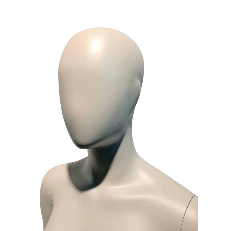 Female faceless mannequin in T-pose | 3D model